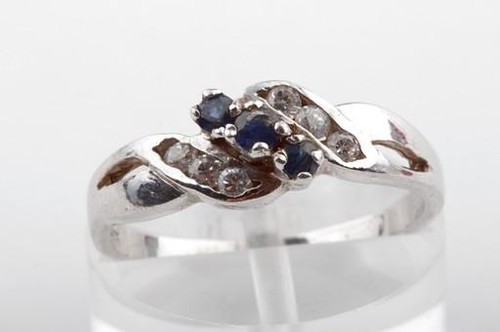 Anello zaffiro argento